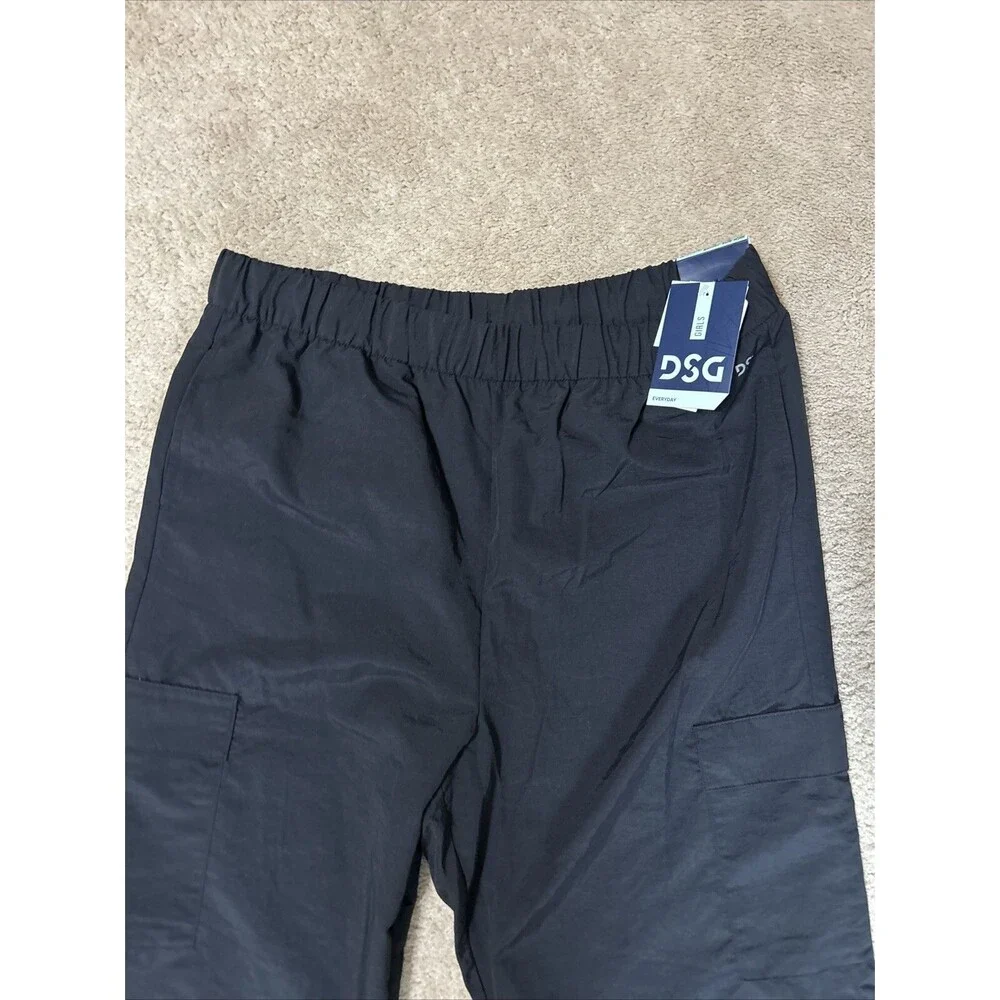 DSG Girls Black Jogger Size XL(16), High-Rise, Relaxed Fit, Full Length, Pockets - Picture 2 of 9